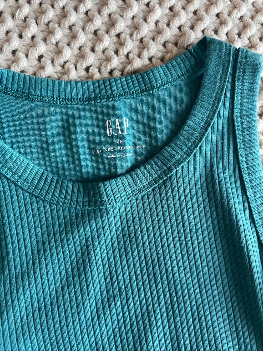 GAP Ribbed Tank - Picture 2 of 2